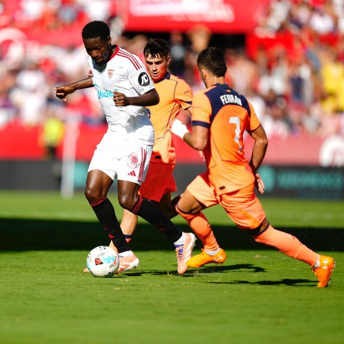 金沙娱乐开户-塞维利亚主场不敌对手，遭遇失利(塞维利亚主场不敌对手,遭遇失利是真的吗)